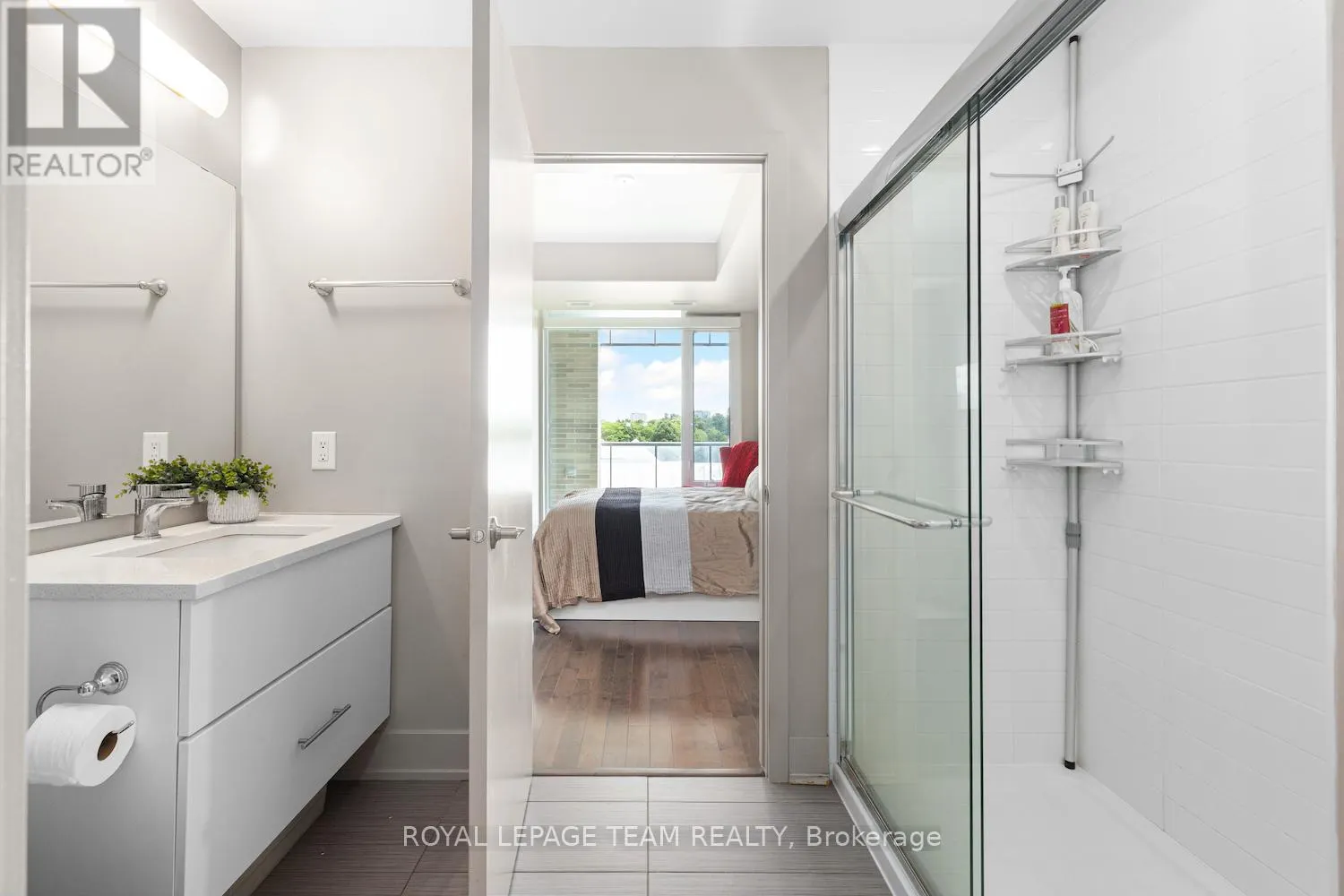 502 - 108 RICHMOND ROAD