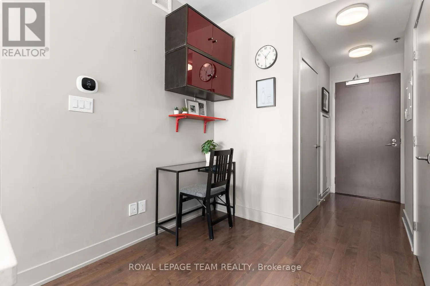 502 - 108 RICHMOND ROAD