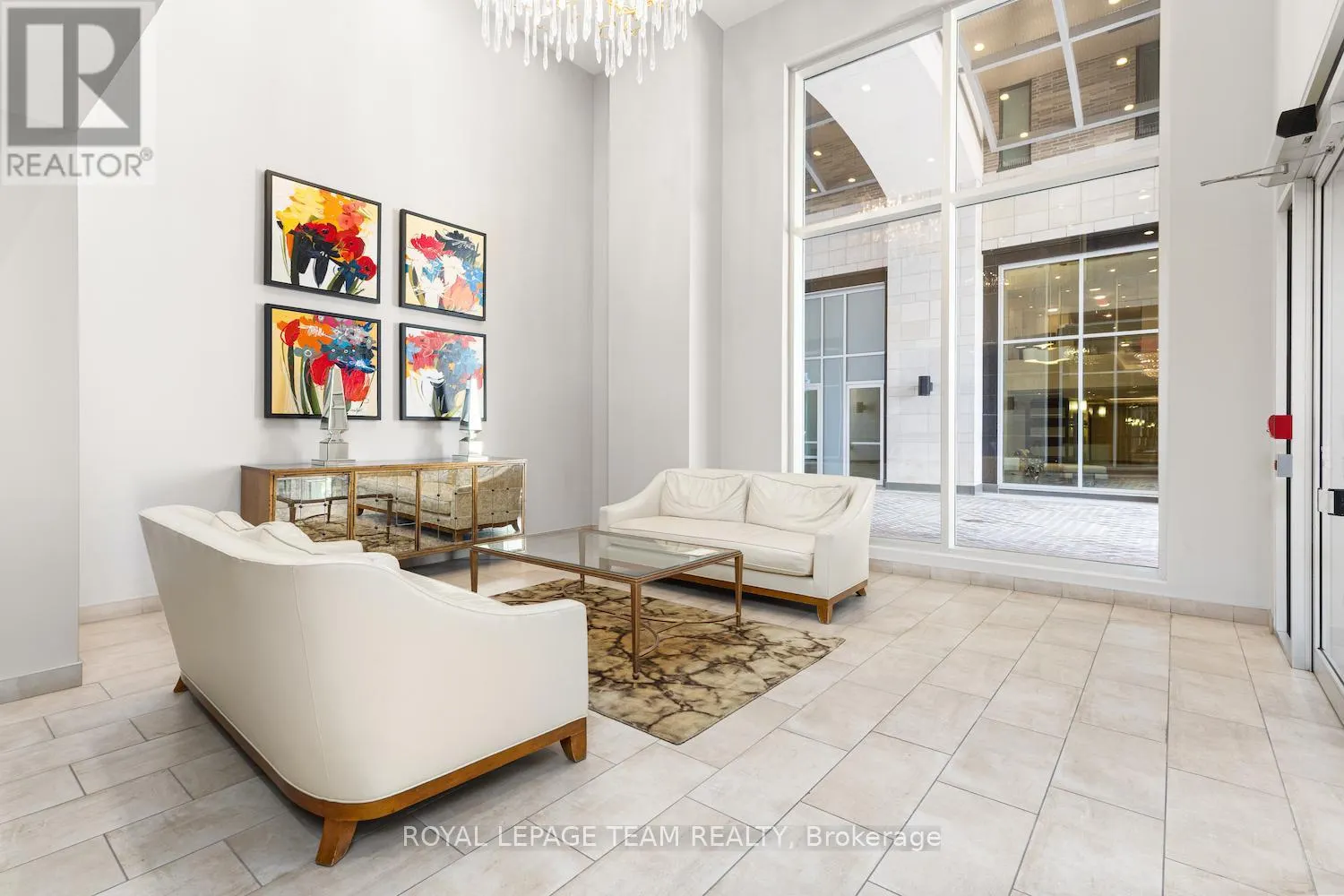 502 - 108 RICHMOND ROAD