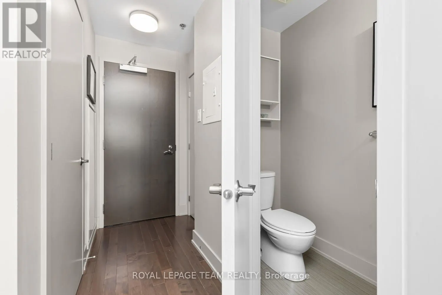 502 - 108 RICHMOND ROAD