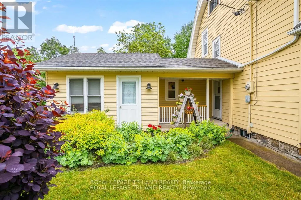 303022 GREY ROAD 15