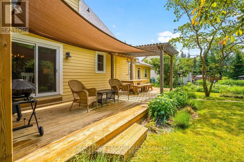303022 GREY ROAD 15