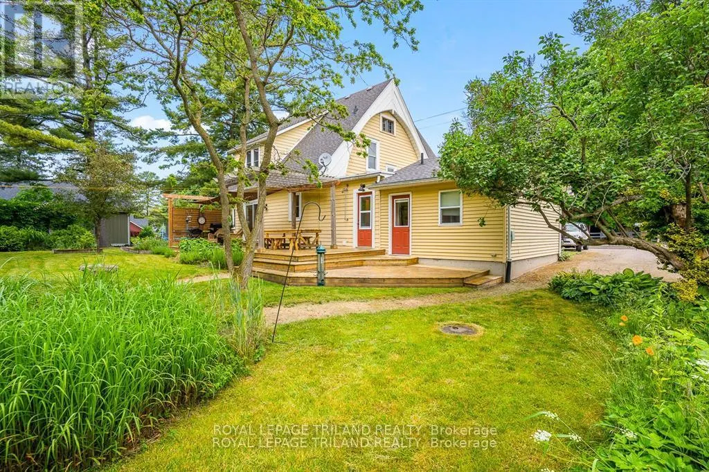 303022 GREY ROAD 15