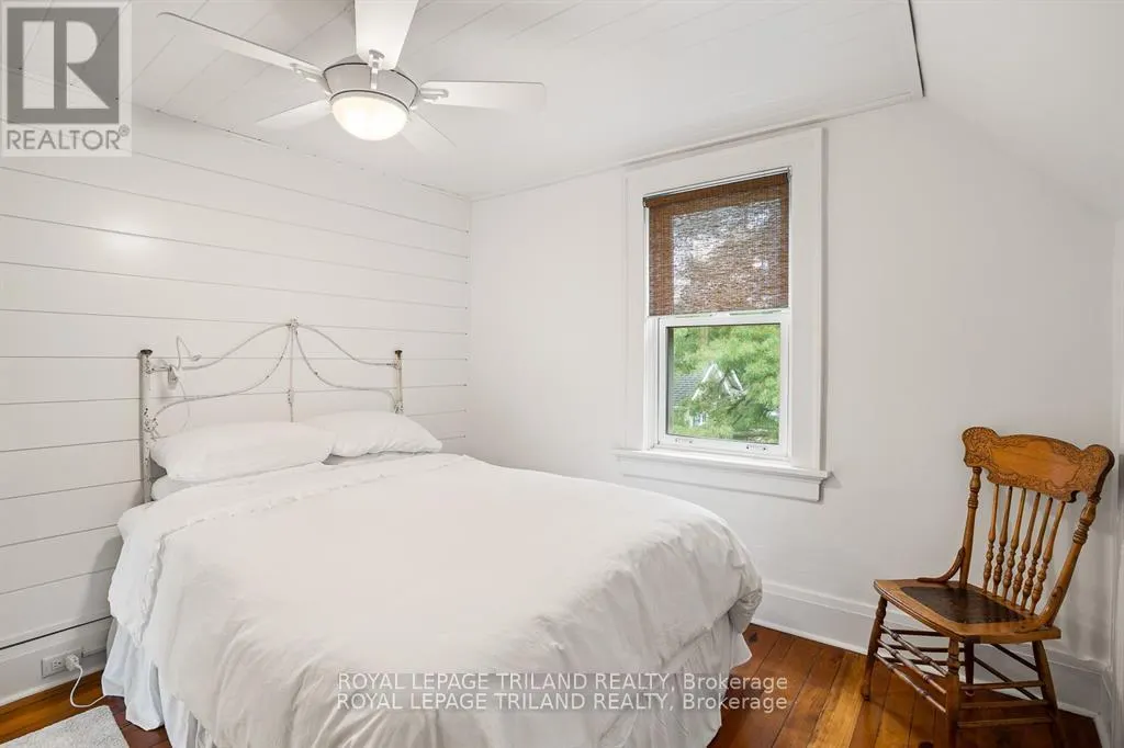 303022 GREY ROAD 15