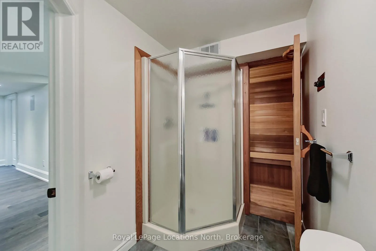 117 CAMPERDOWN COURT