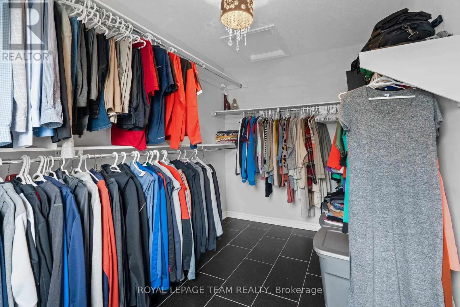 2211 WATERCOLOURS WAY