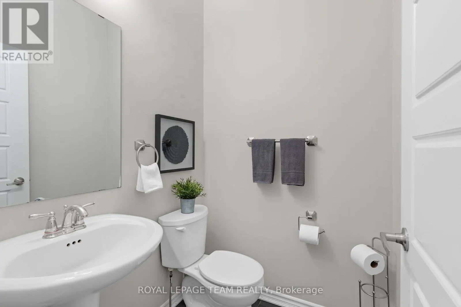 2211 WATERCOLOURS WAY