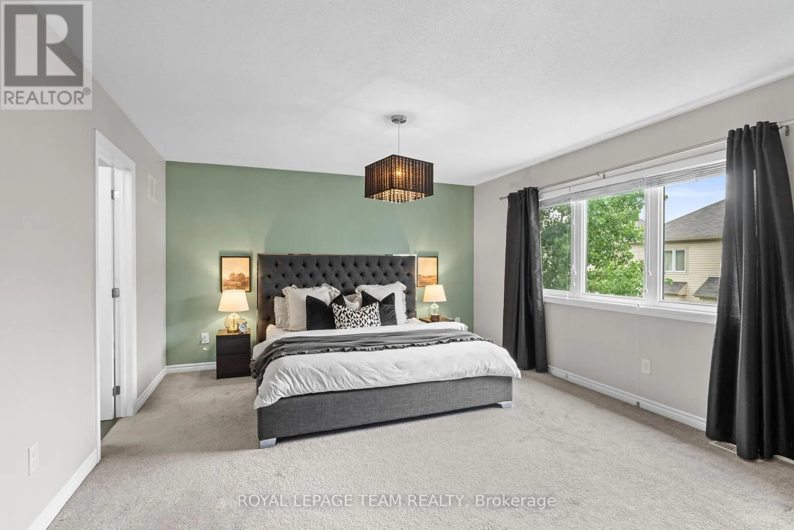 2211 WATERCOLOURS WAY