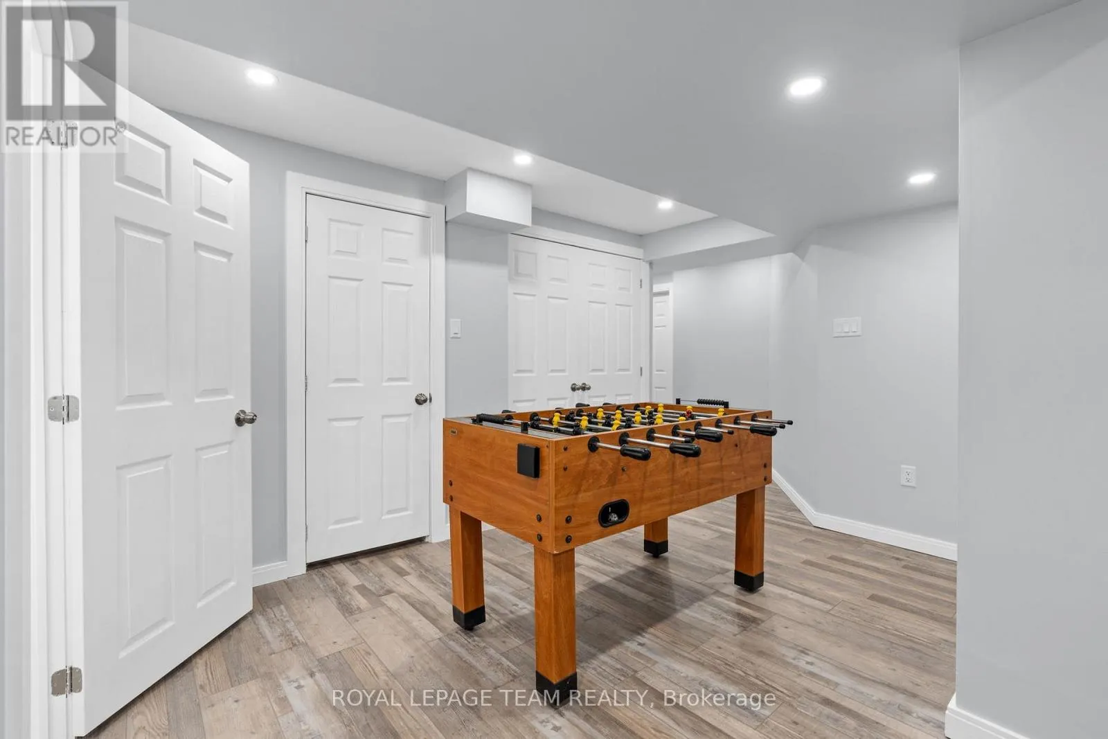 2211 WATERCOLOURS WAY