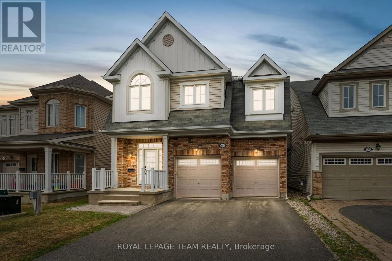 2211 WATERCOLOURS WAY