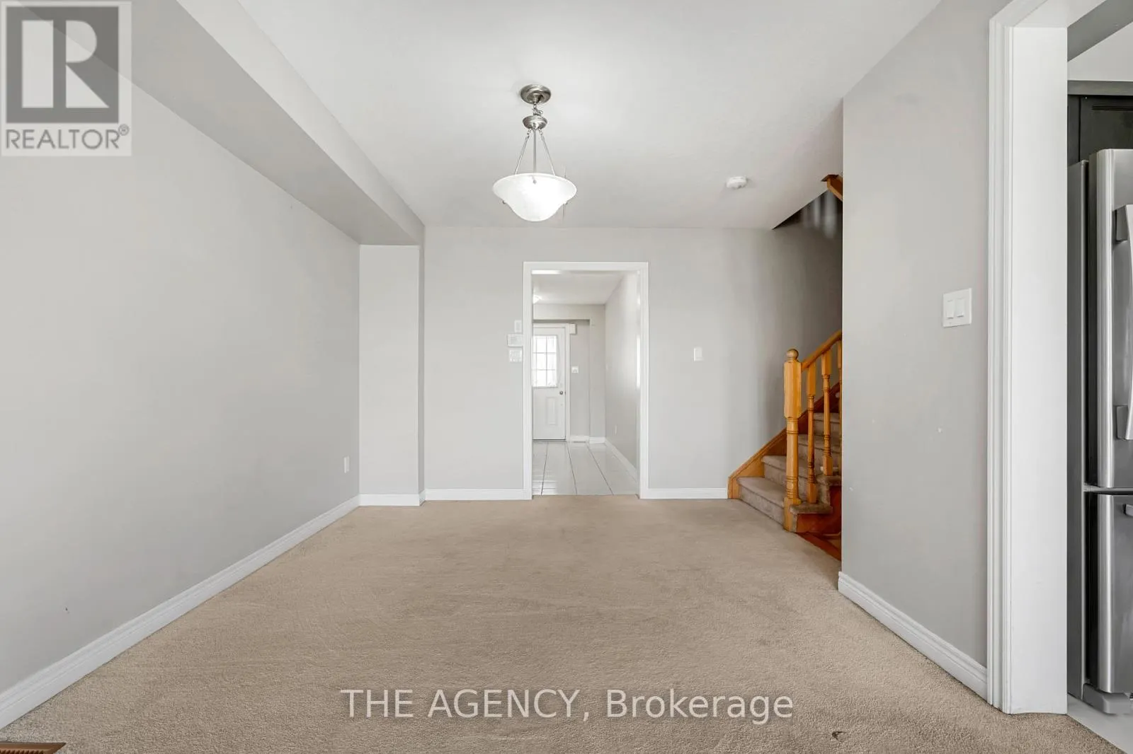 42 - 570 LINDEN DRIVE
