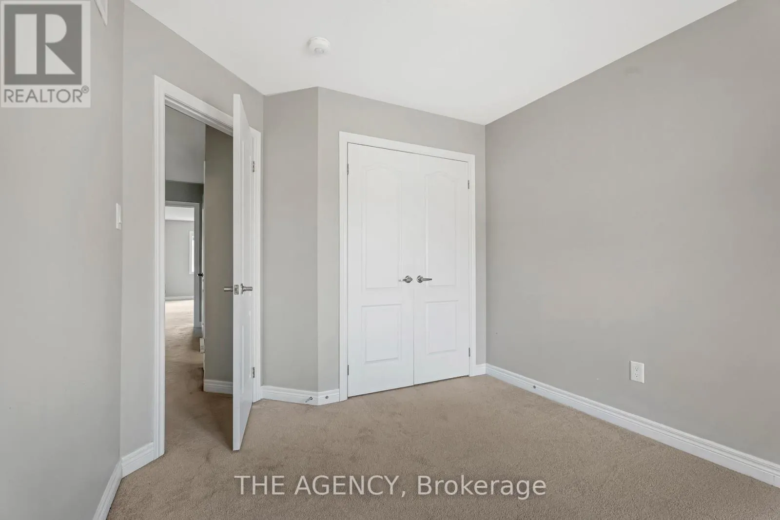 42 - 570 LINDEN DRIVE