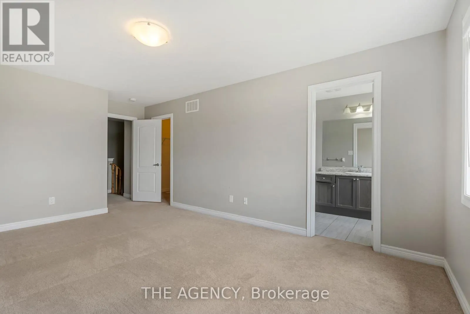 42 - 570 LINDEN DRIVE