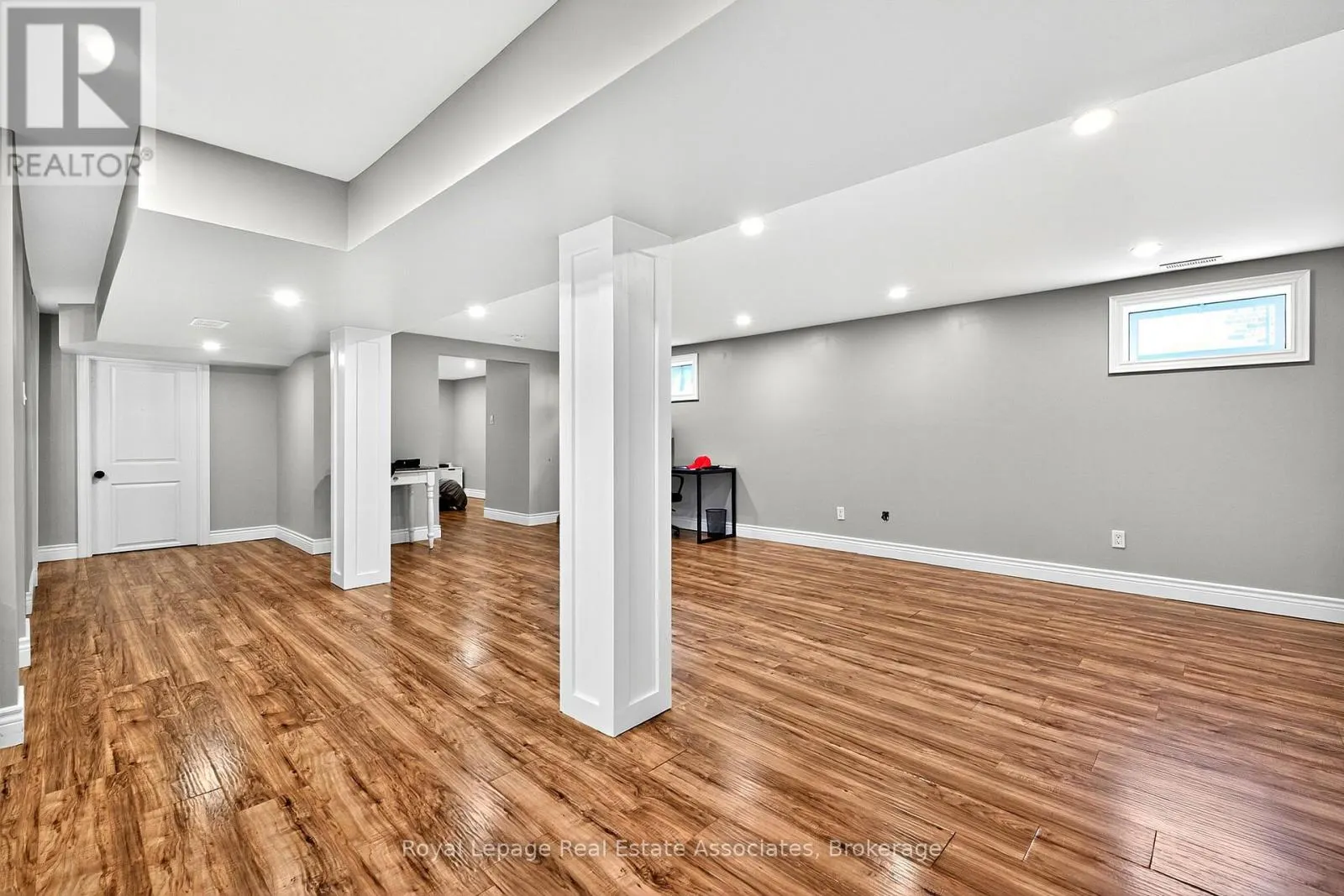 LOWER - 312 EAST 45TH STREET