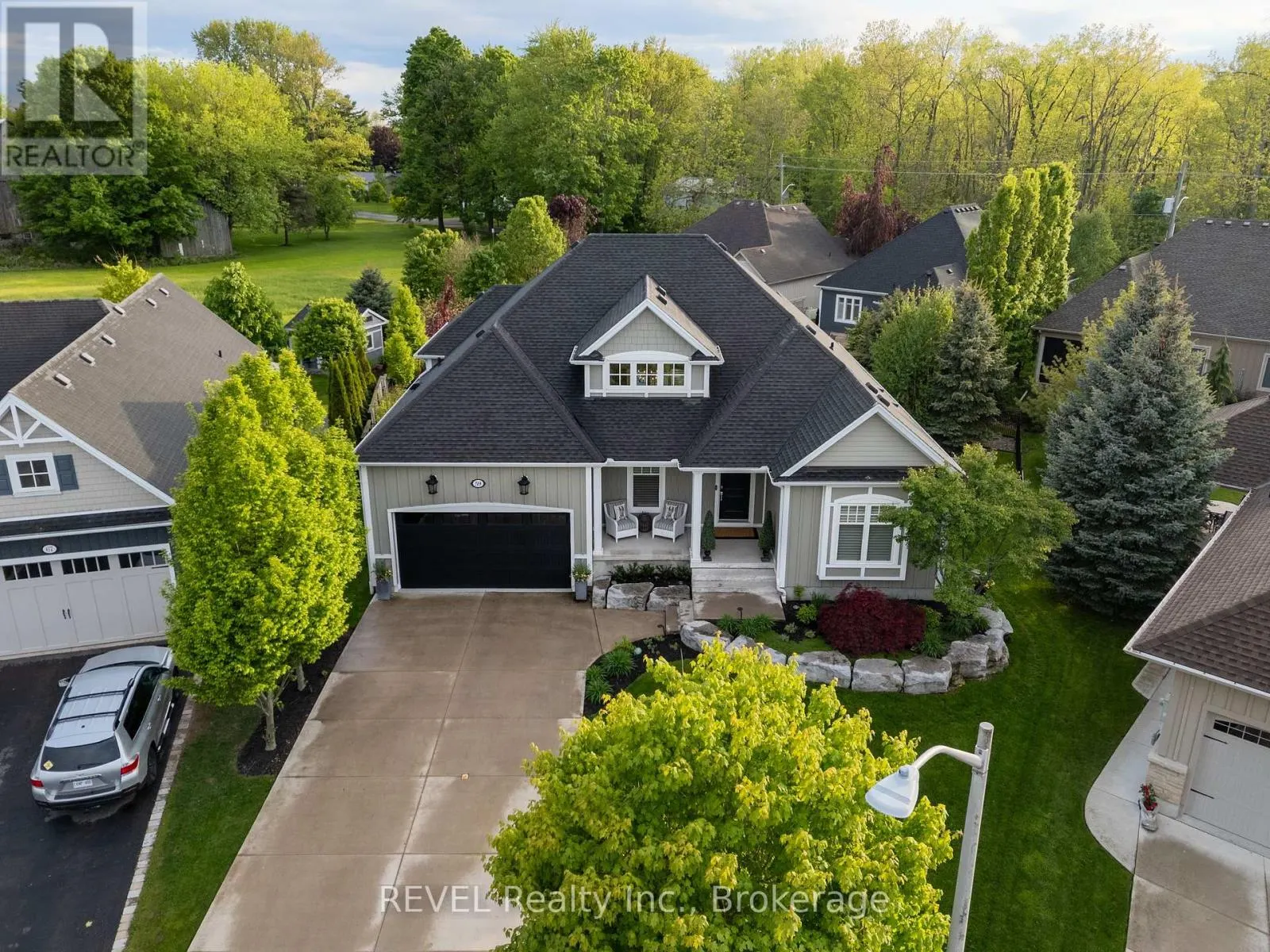 59 SPINNAKER DRIVE