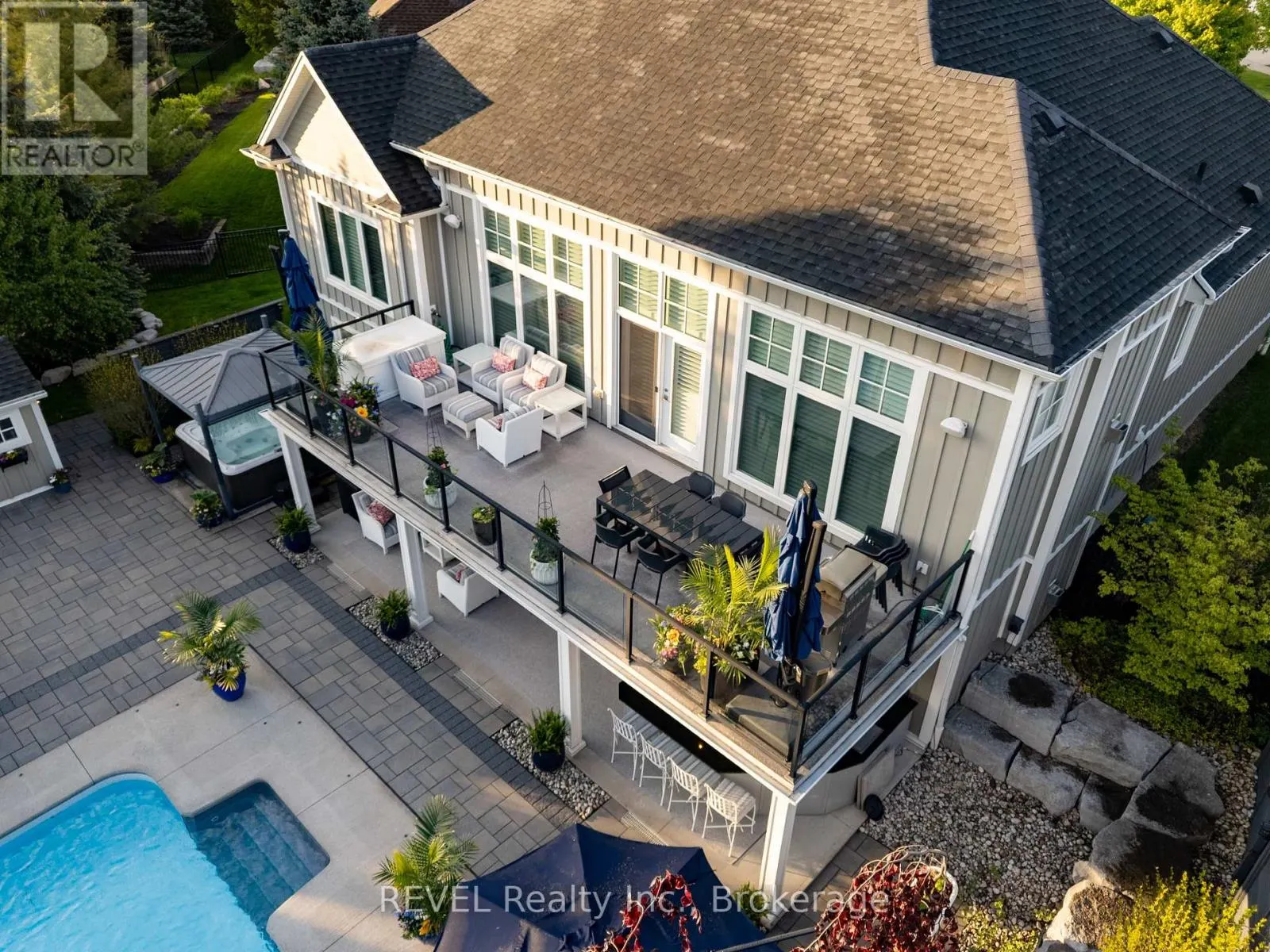 59 SPINNAKER DRIVE