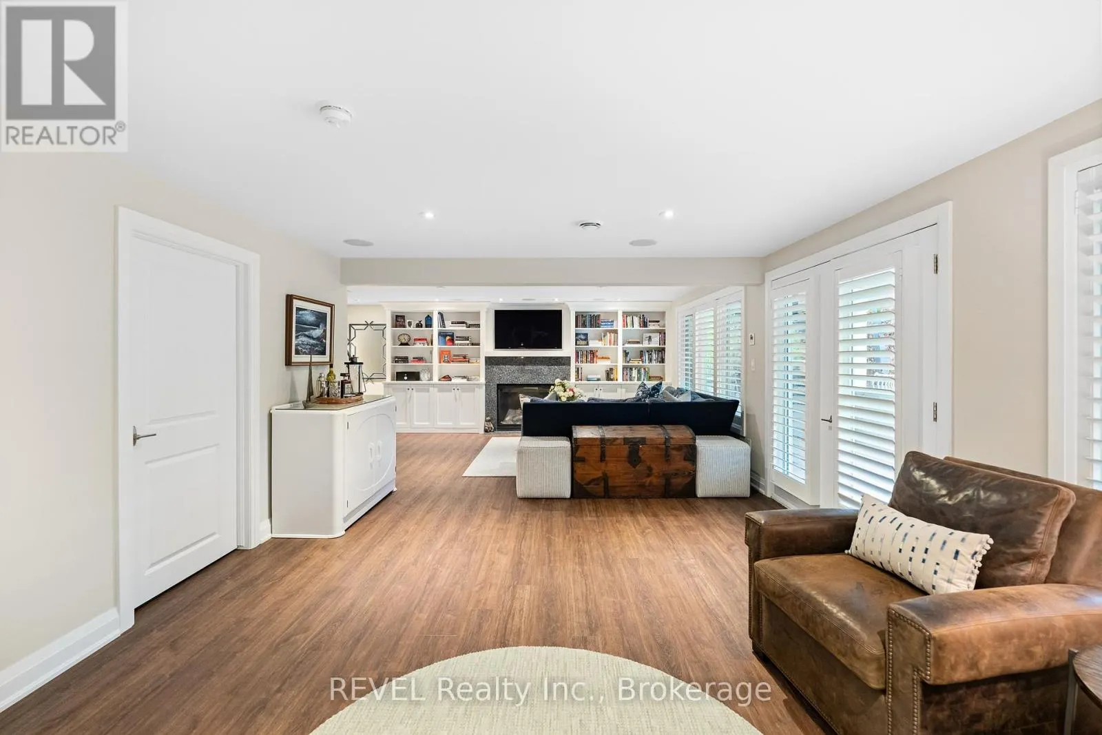 59 SPINNAKER DRIVE