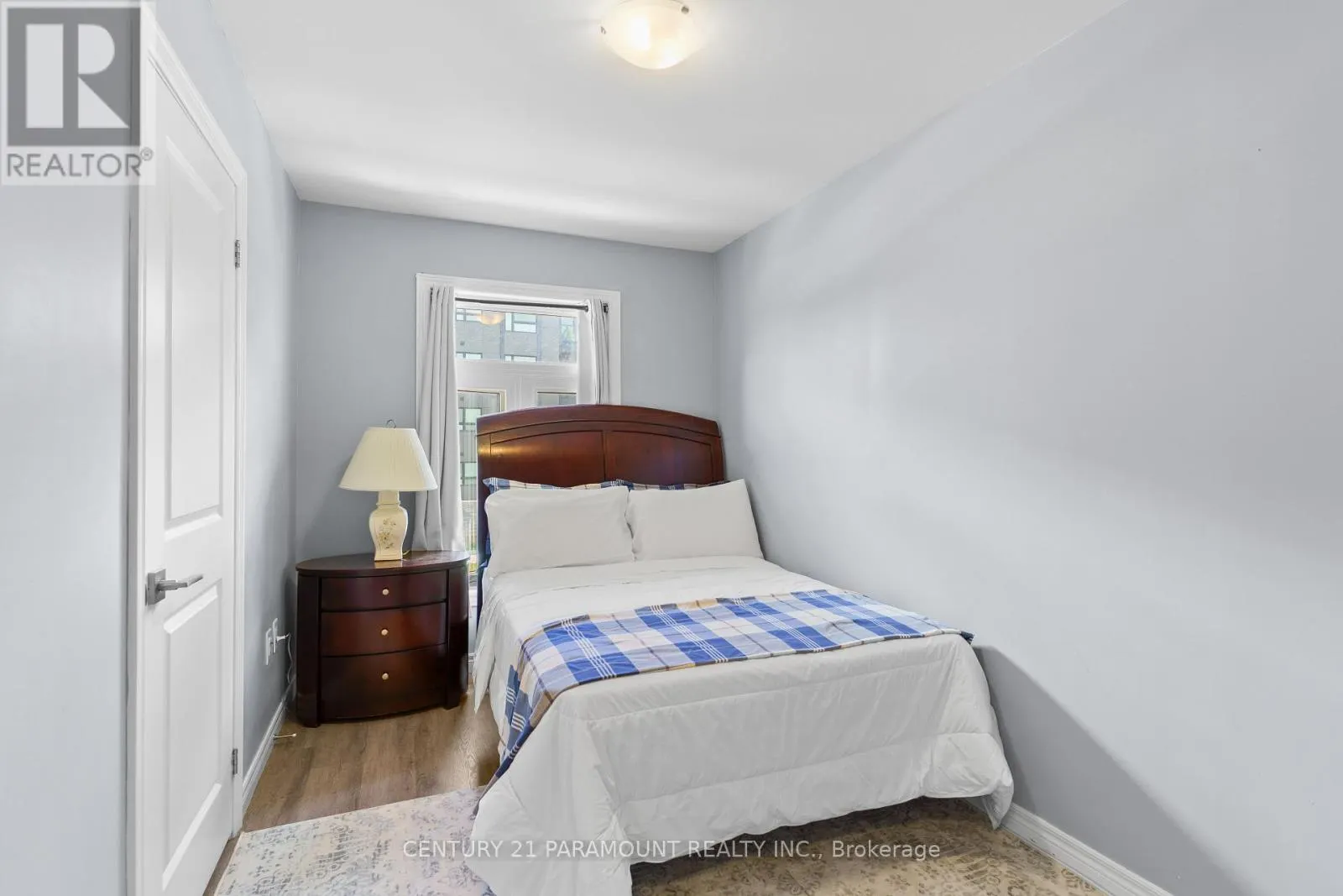 153 SUMMERSIDES BOULEVARD