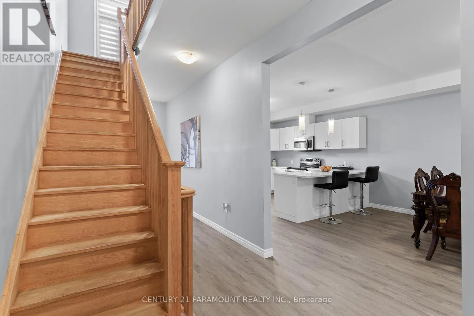 153 SUMMERSIDES BOULEVARD