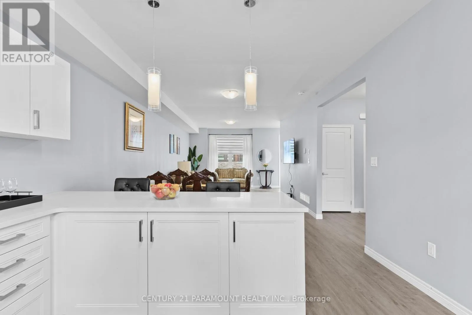 153 SUMMERSIDES BOULEVARD