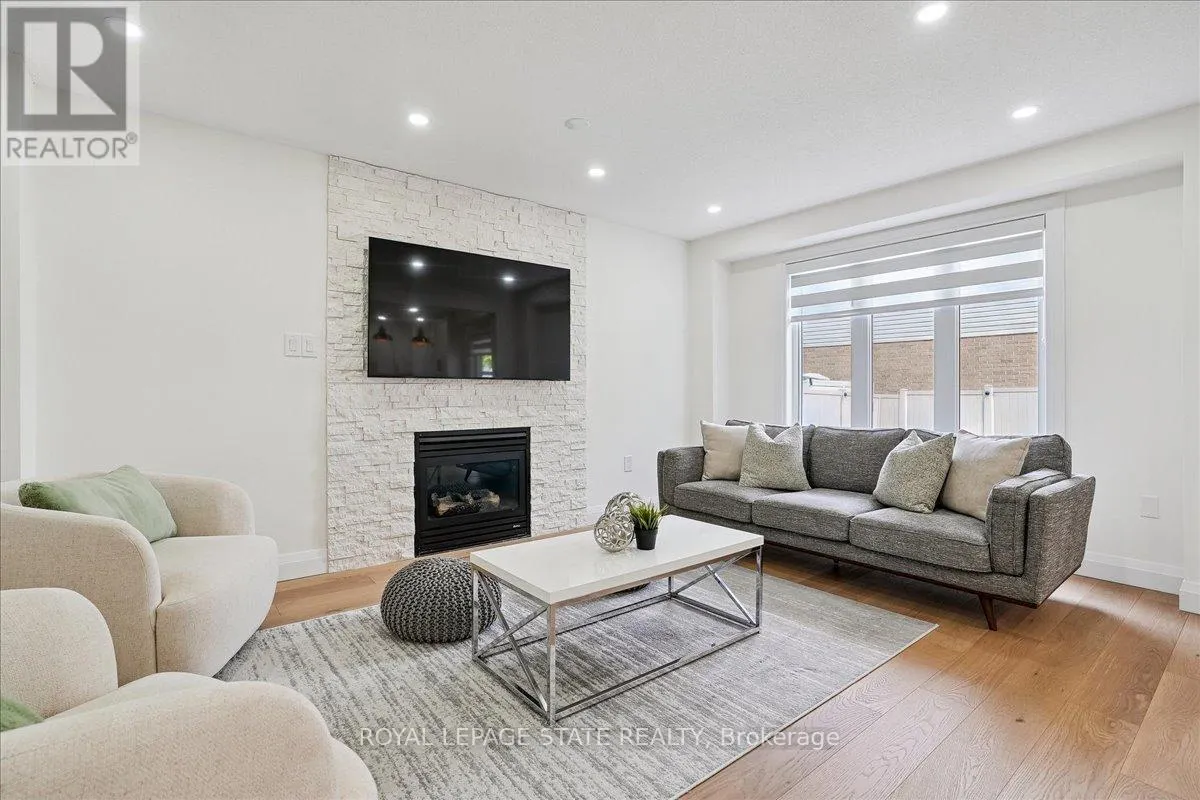 54 IVYBRIDGE DRIVE