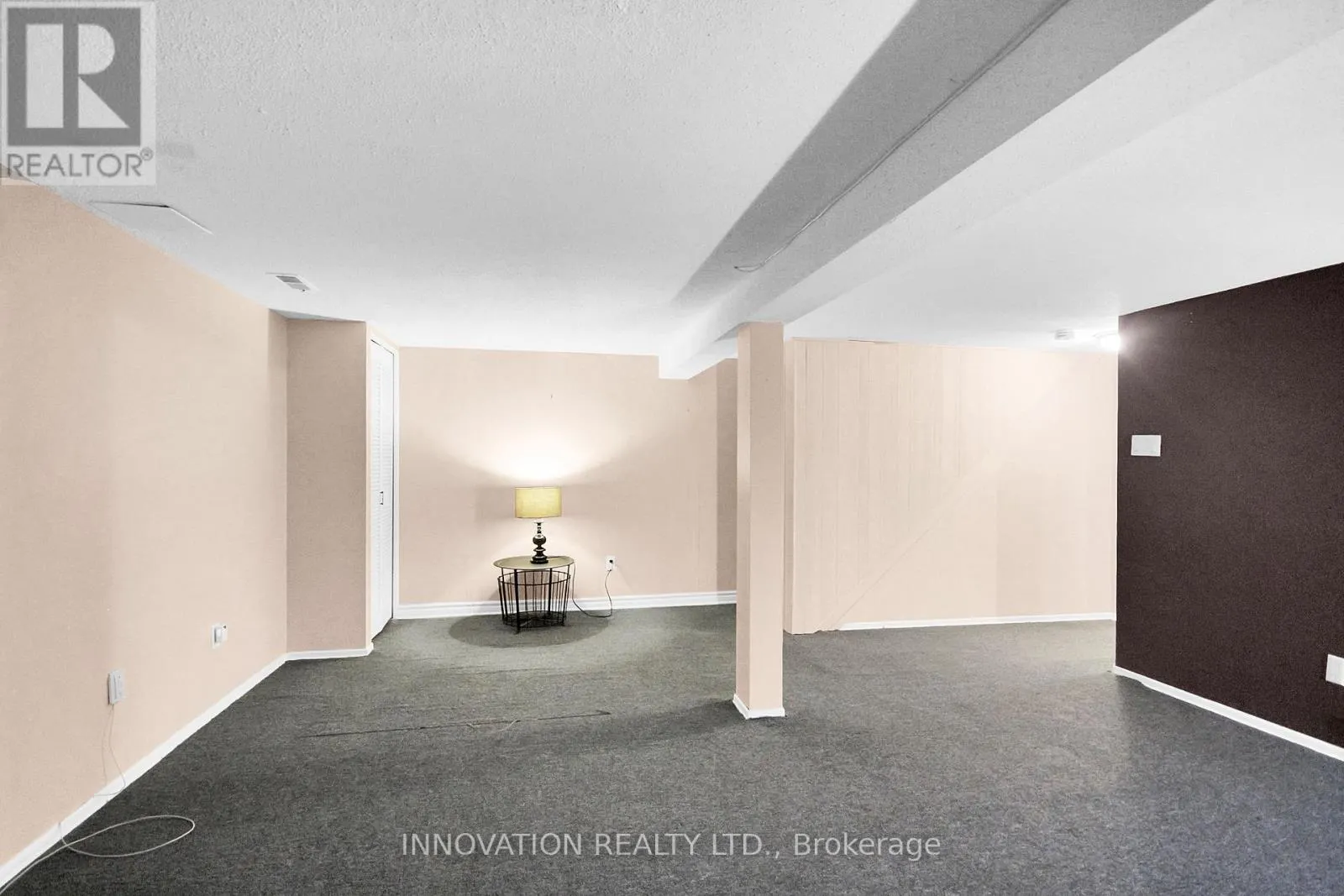 63 - 21 MIDLAND CRESCENT