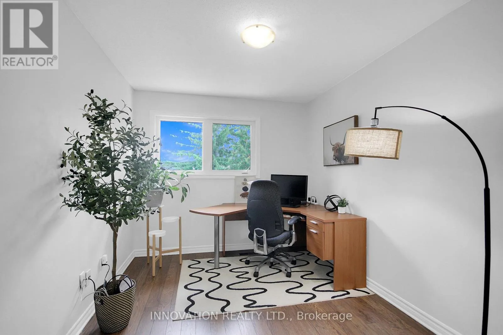 63 - 21 MIDLAND CRESCENT
