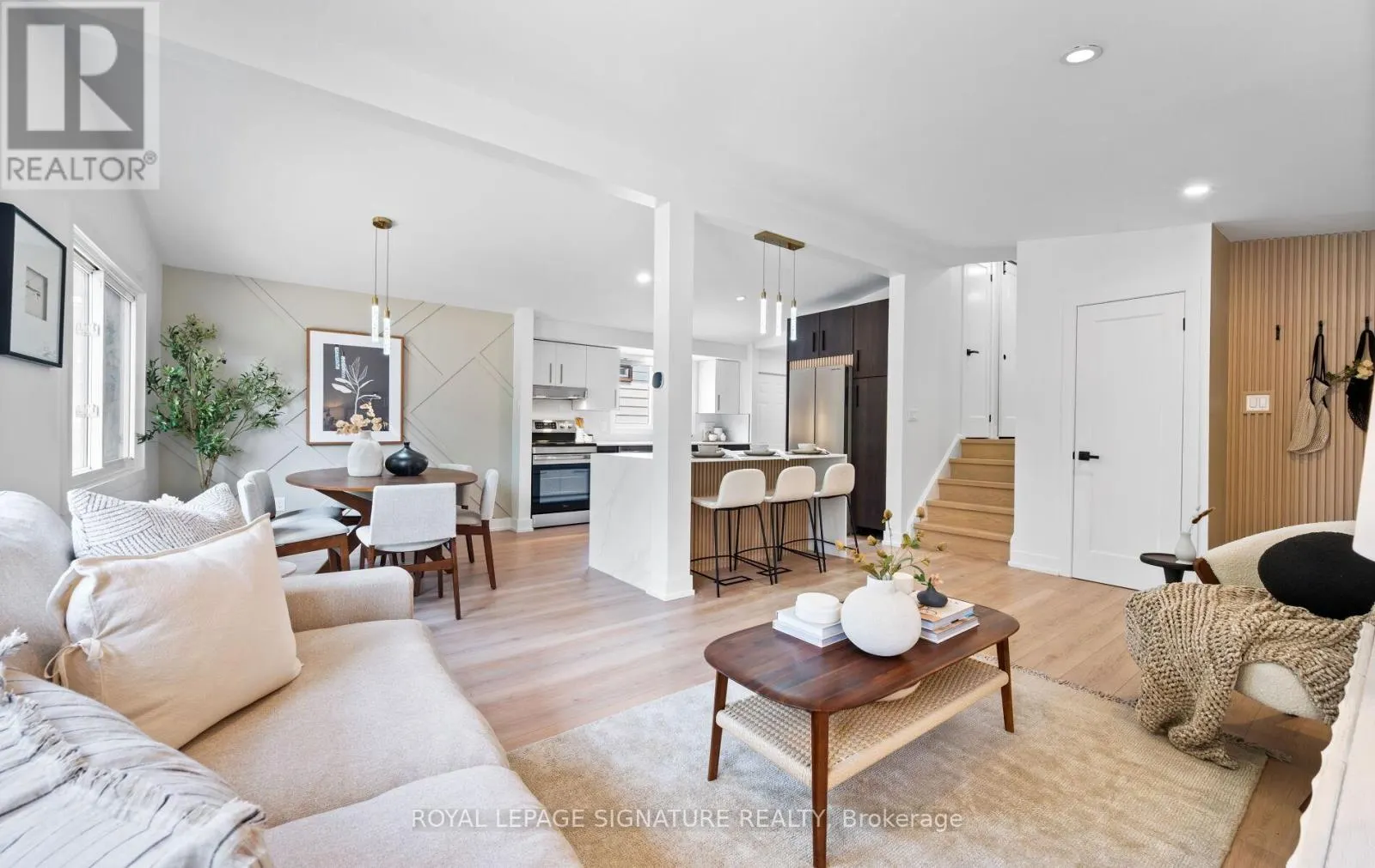 105 LILACSIDE DRIVE