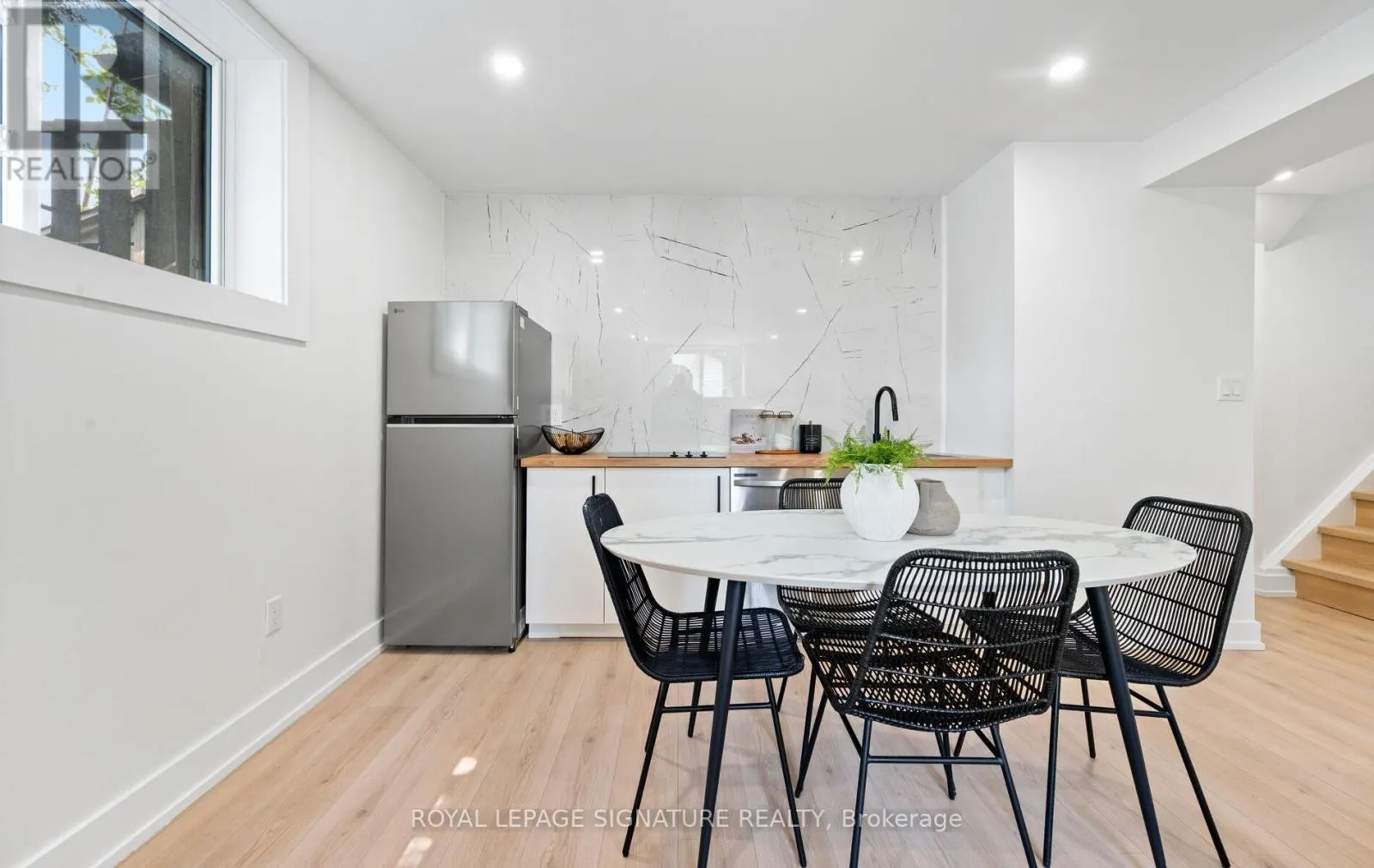 105 LILACSIDE DRIVE