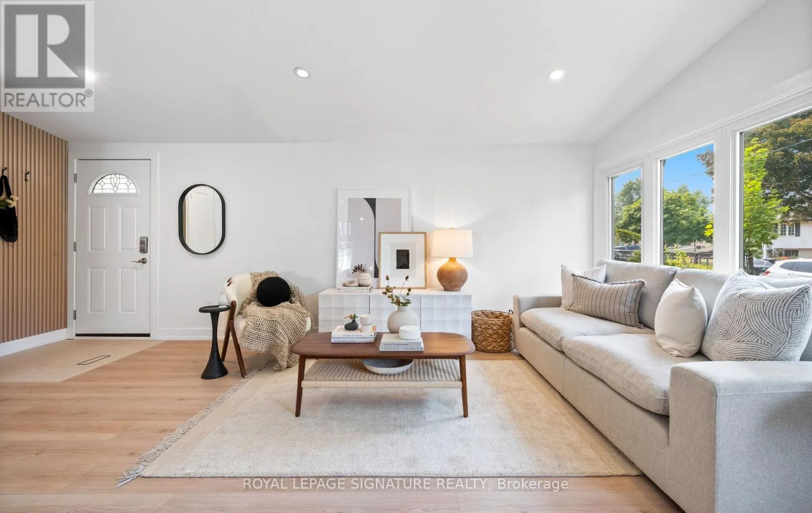 105 LILACSIDE DRIVE