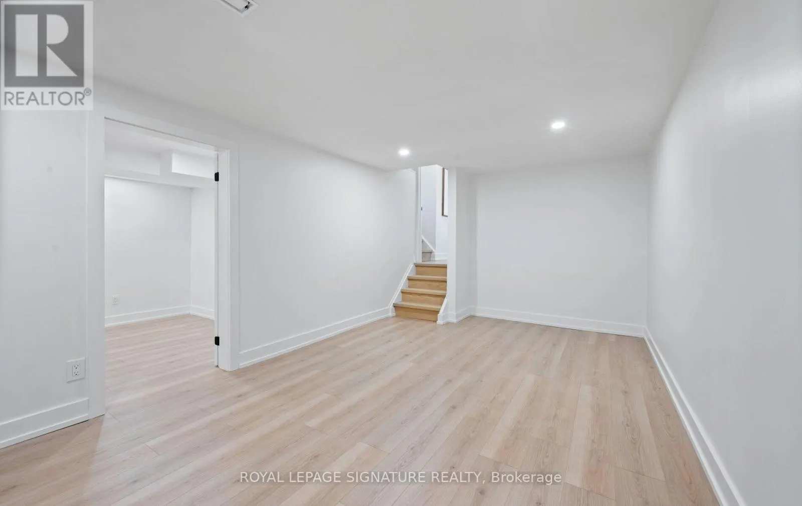 105 LILACSIDE DRIVE