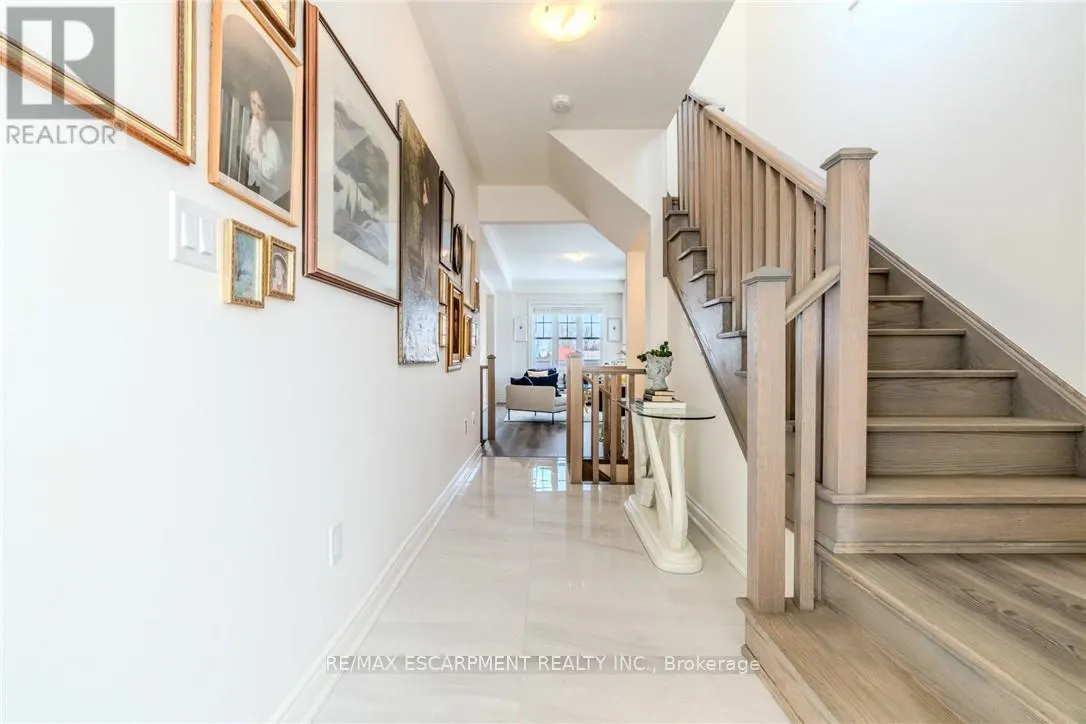 2 HOLCOMB TERRACE