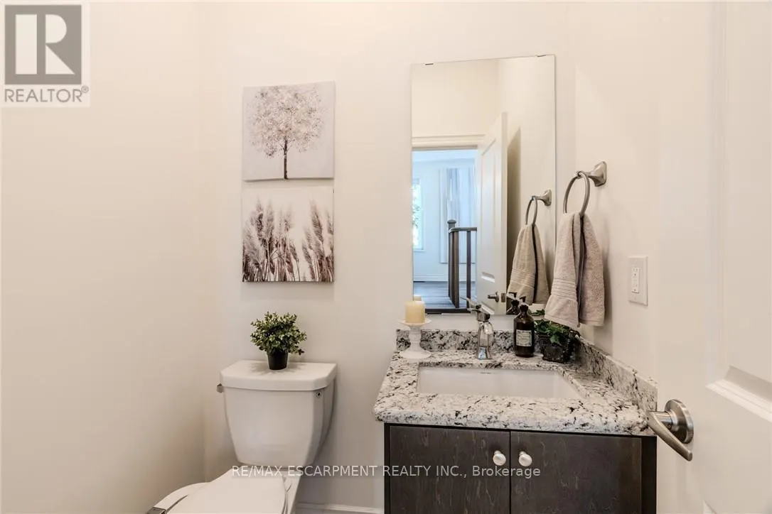 2 HOLCOMB TERRACE