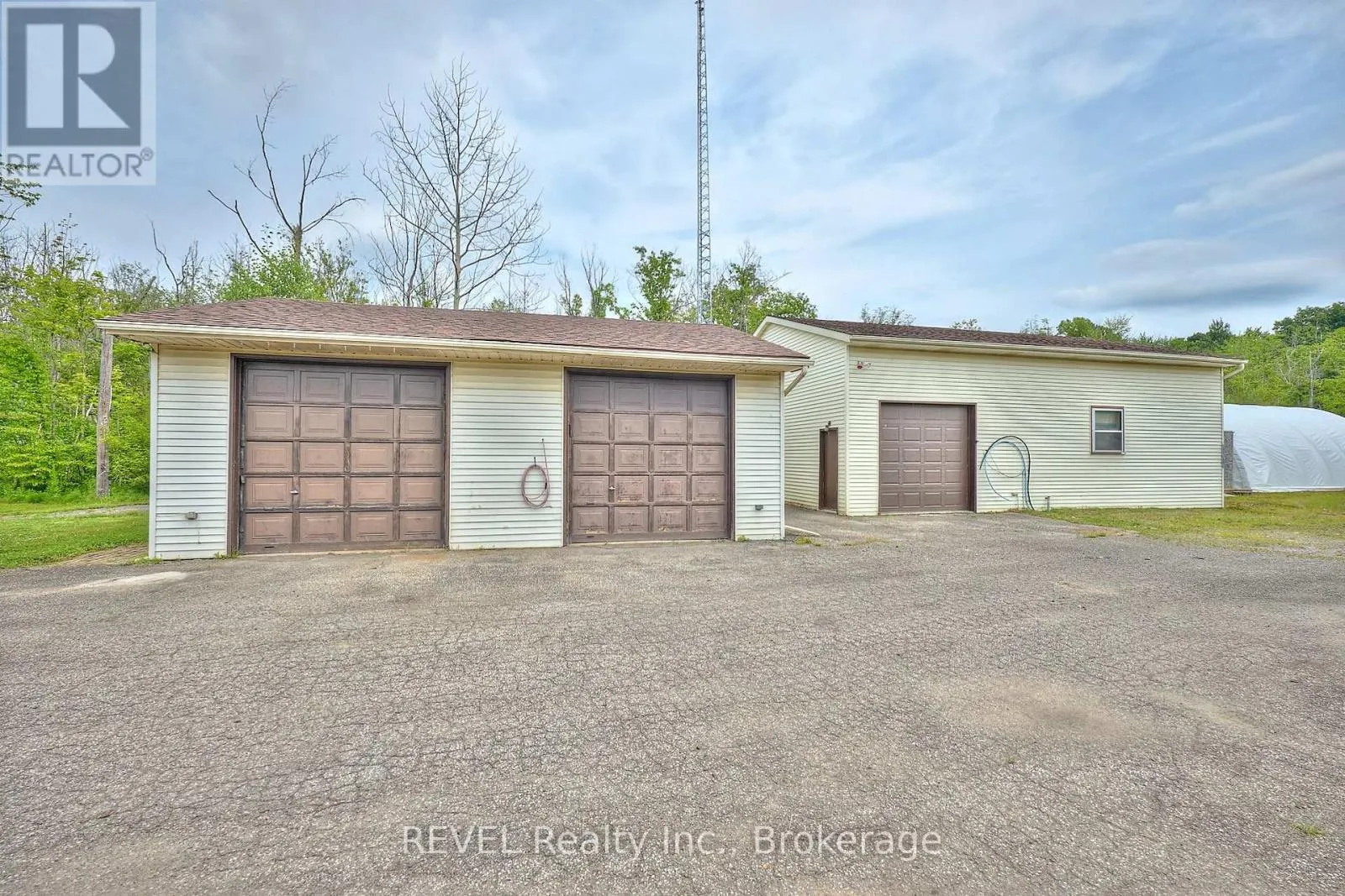 740 HIGHWAY 20