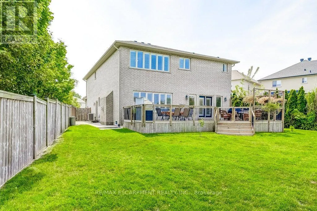 33 LOCKMAN DRIVE