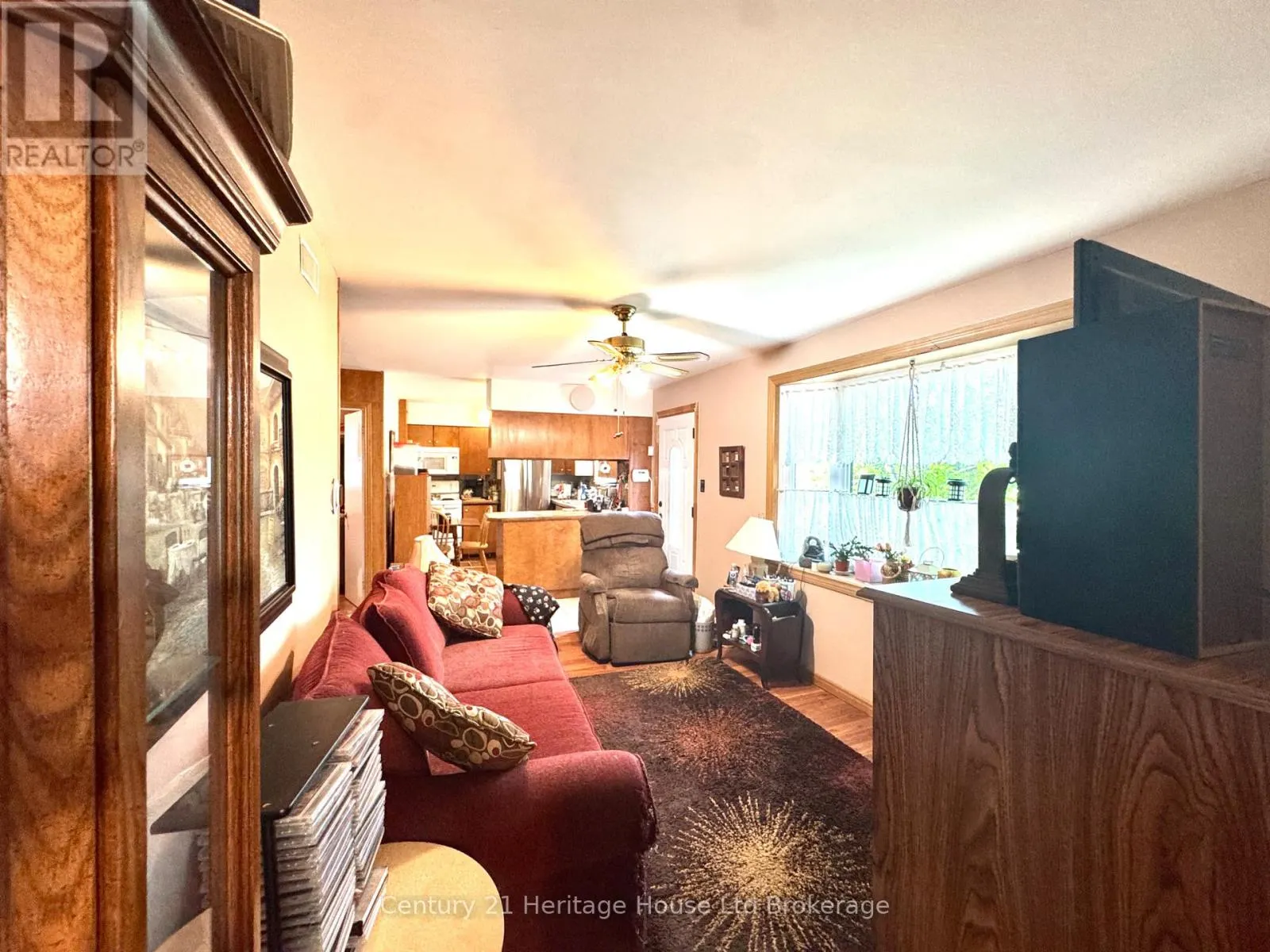 369 RIVERSIDE DRIVE