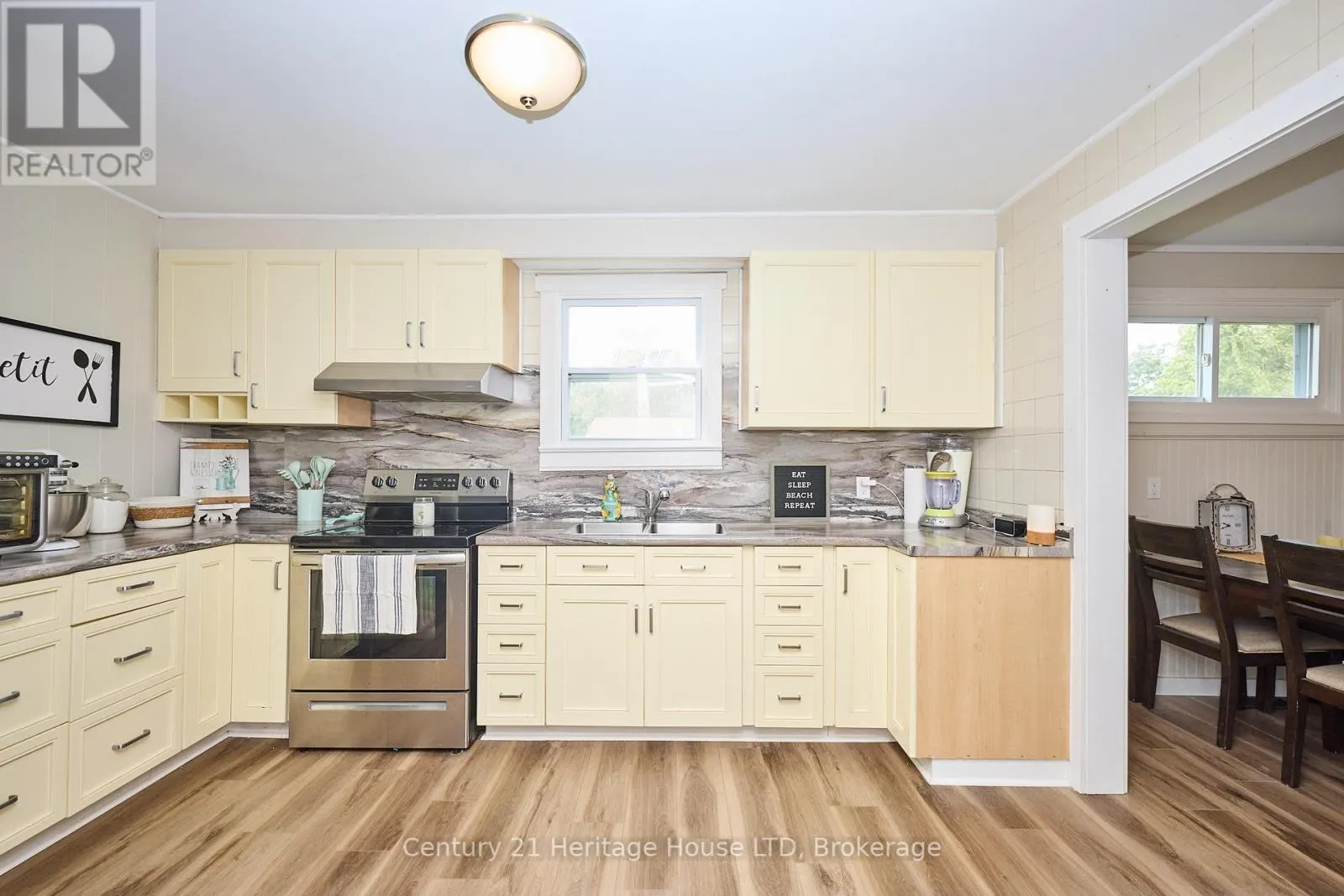 349 BASSETT AVENUE