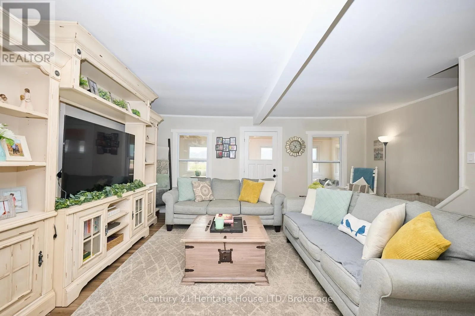 349 BASSETT AVENUE