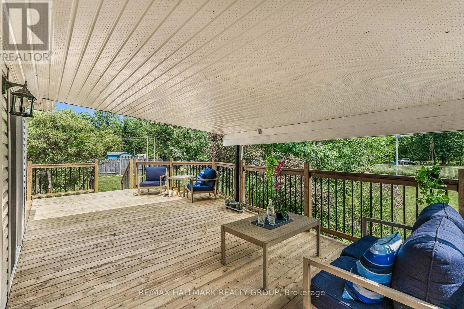 565 LANDRY STREET