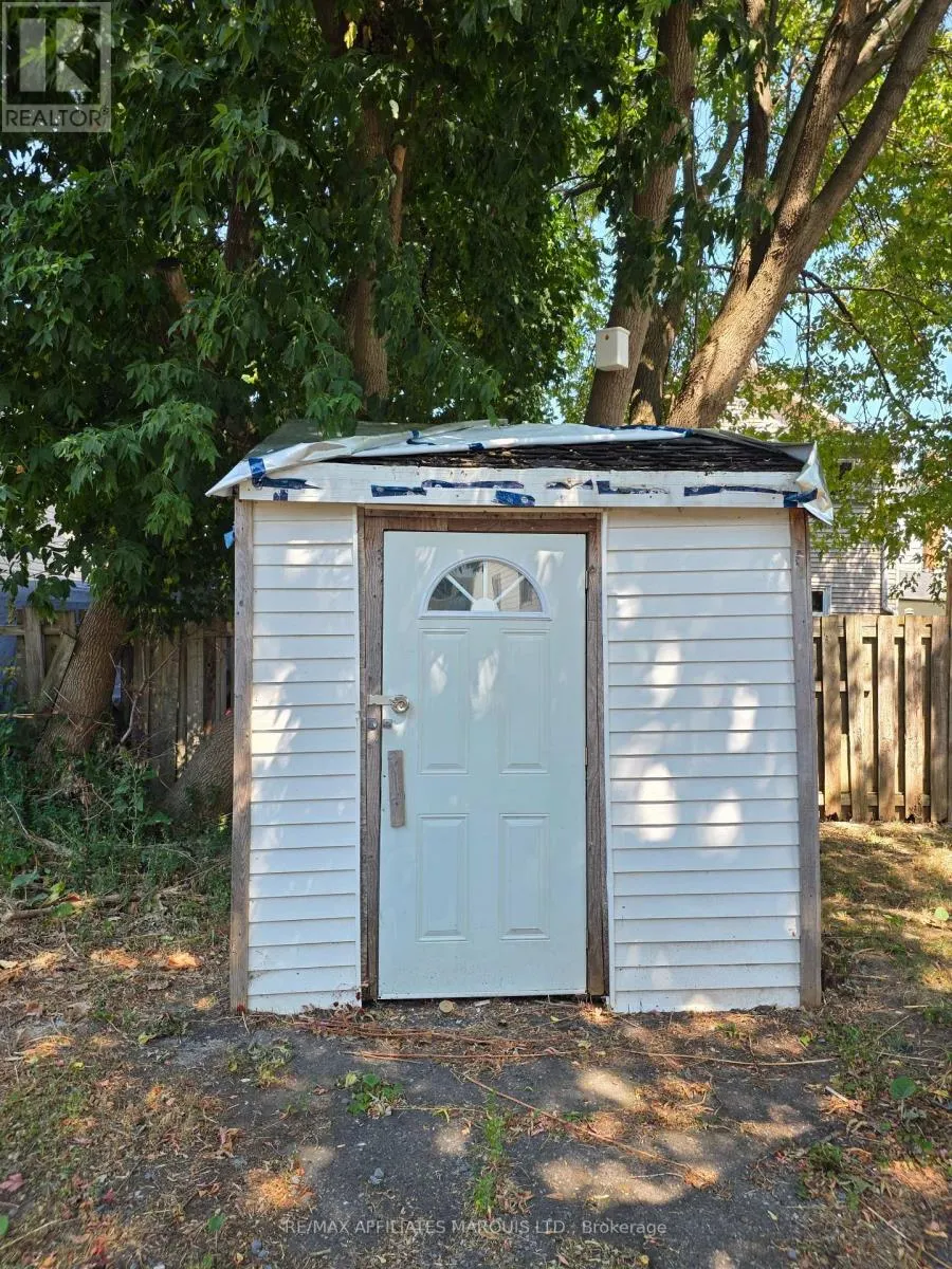 329 CARLETON STREET