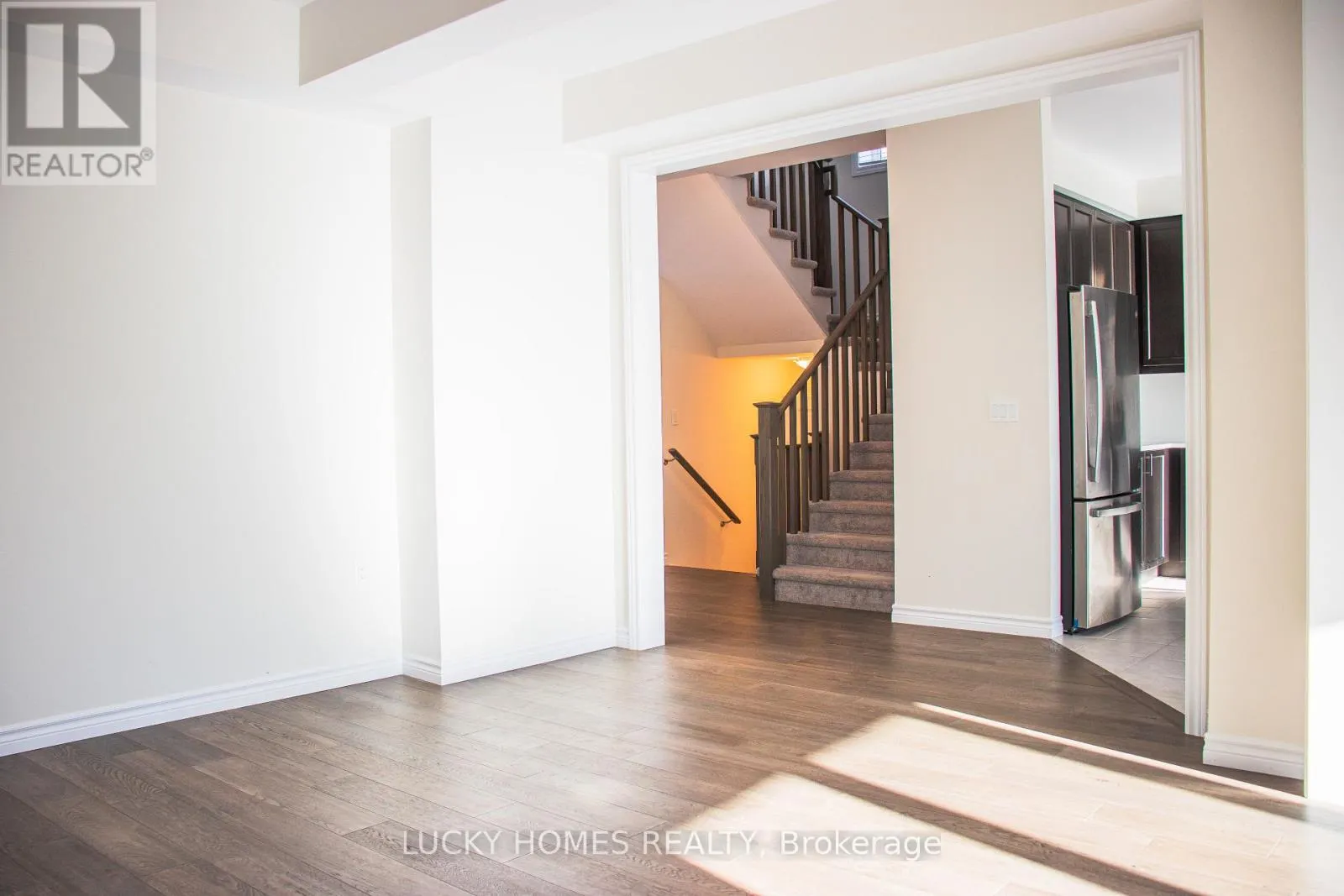 643 LEMAY GROVE