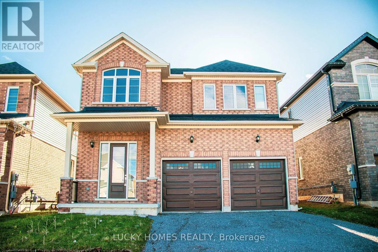 643 LEMAY GROVE