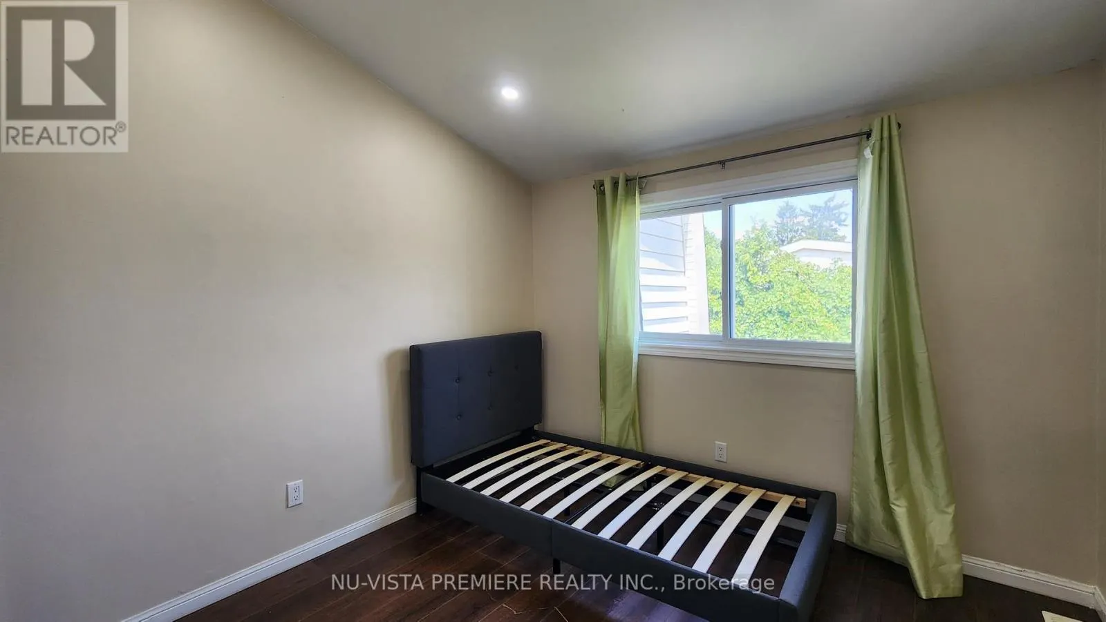 34 - 40 FAIRFAX COURT, #34