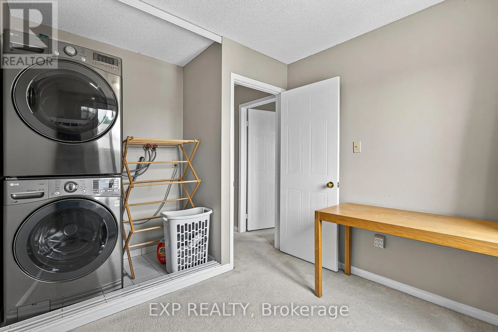 119 - 302 COLLEGE AVENUE W