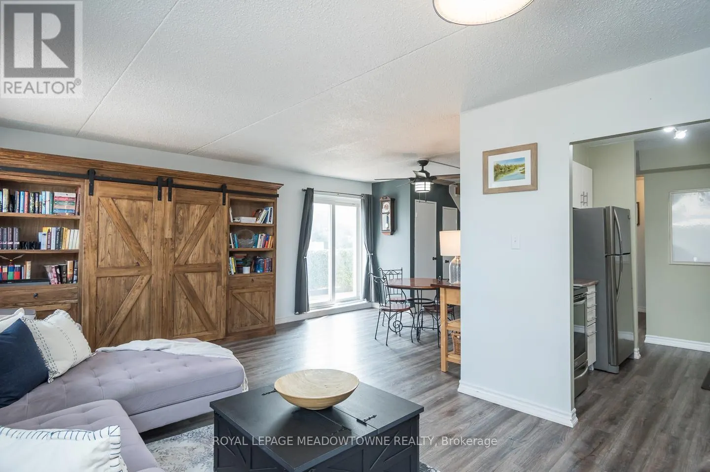 224 - 42 TANNERY STREET E