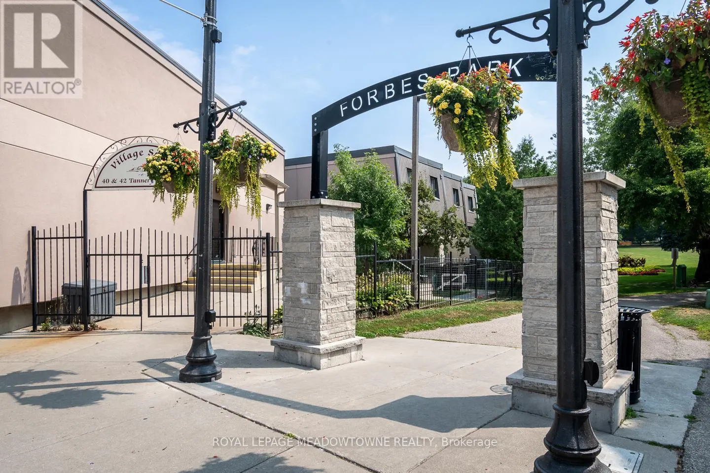 224 - 42 TANNERY STREET E