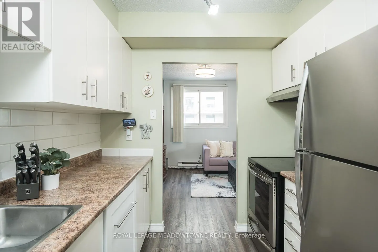 224 - 42 TANNERY STREET E