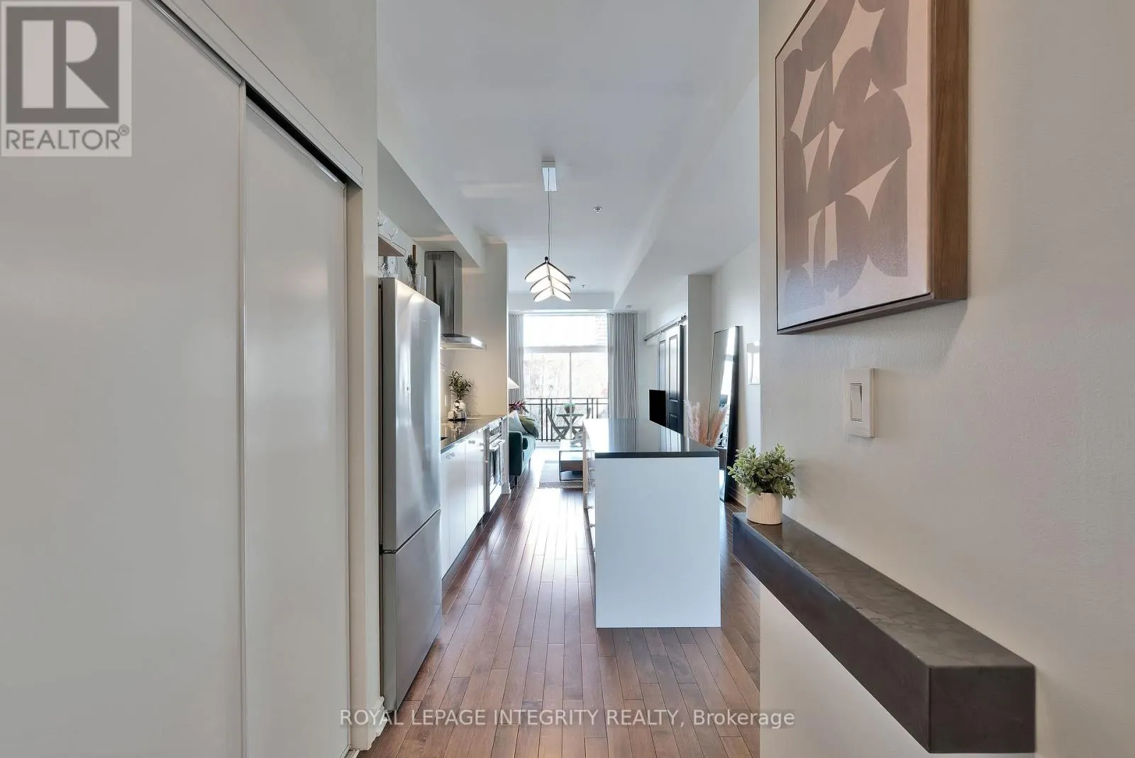 507 - 429 KENT STREET