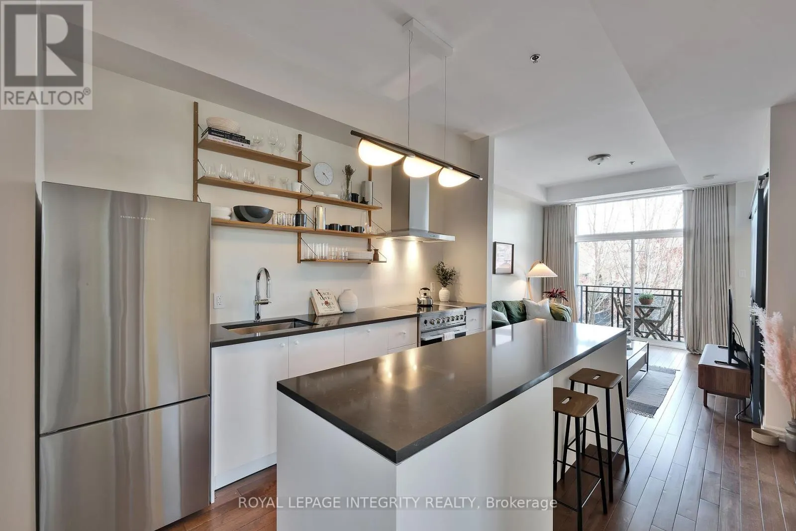 507 - 429 KENT STREET