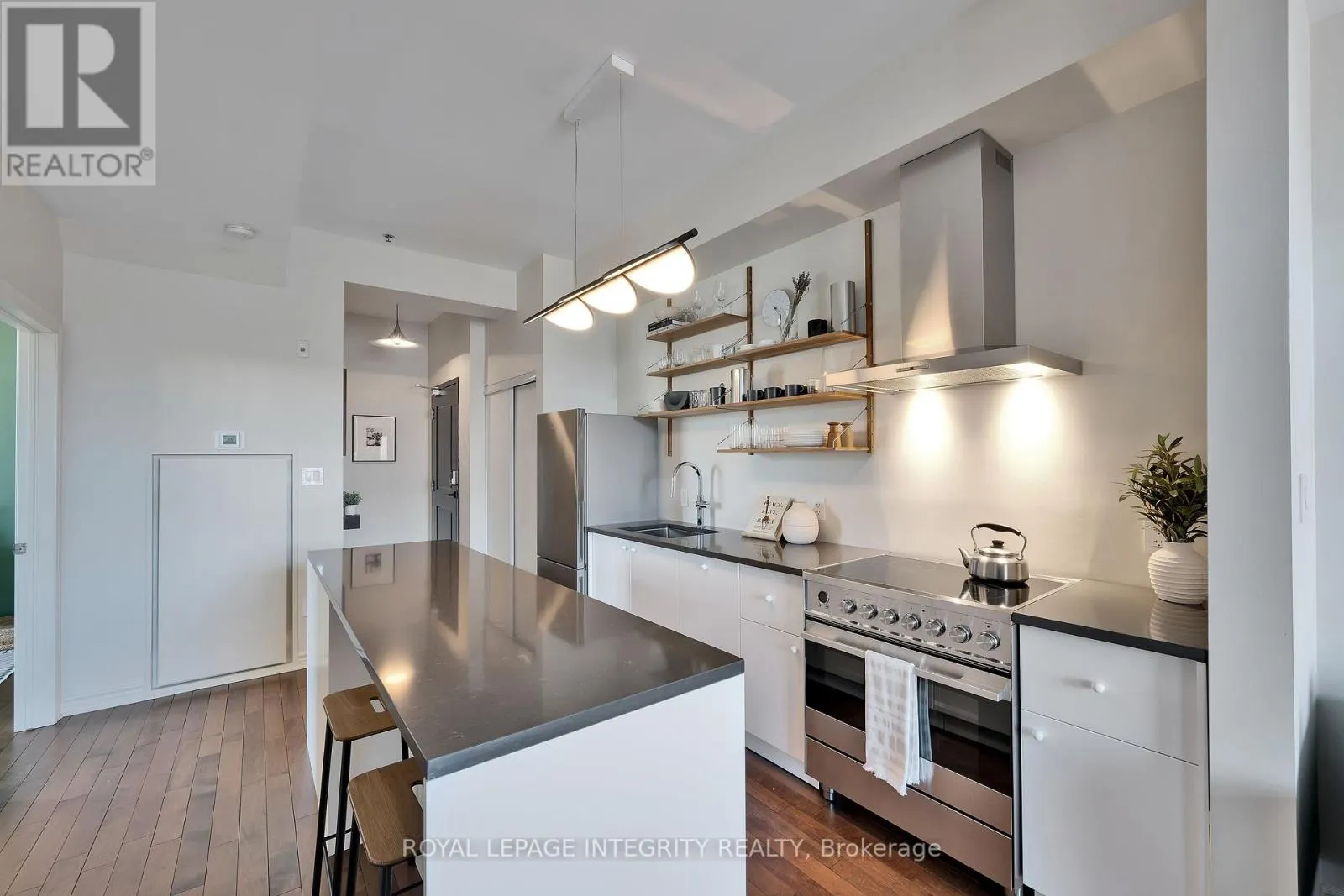 507 - 429 KENT STREET